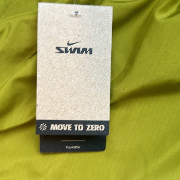 Men's 5" Belted Packable Swim Trunks XL - Picture 3 of 4